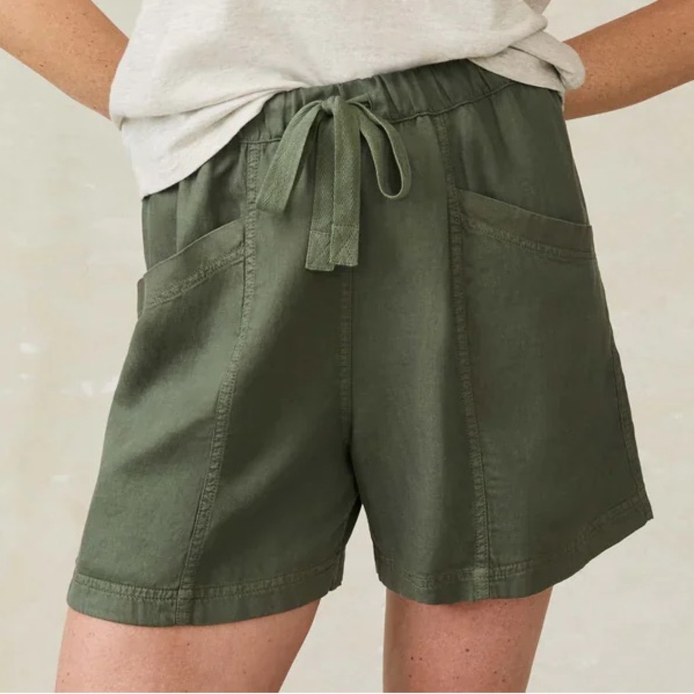 FAHERTY Topanga Drape Shorts Thyme Olive Green Women's L Utility Linen Tencel